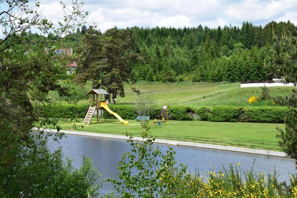 Les Chalets Du Haut-Forez Usson-en-Forez Luaran gambar